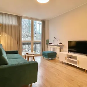  Apartament Przy Atrium, Stacja Metra Rondo Onz Polska